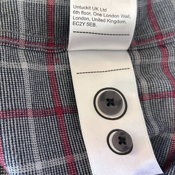 Untuckit Shirt Men's‎ Medium Gray-Red Plaid Long Sleeve Poly Blend Button Up - Picture 10 of 10